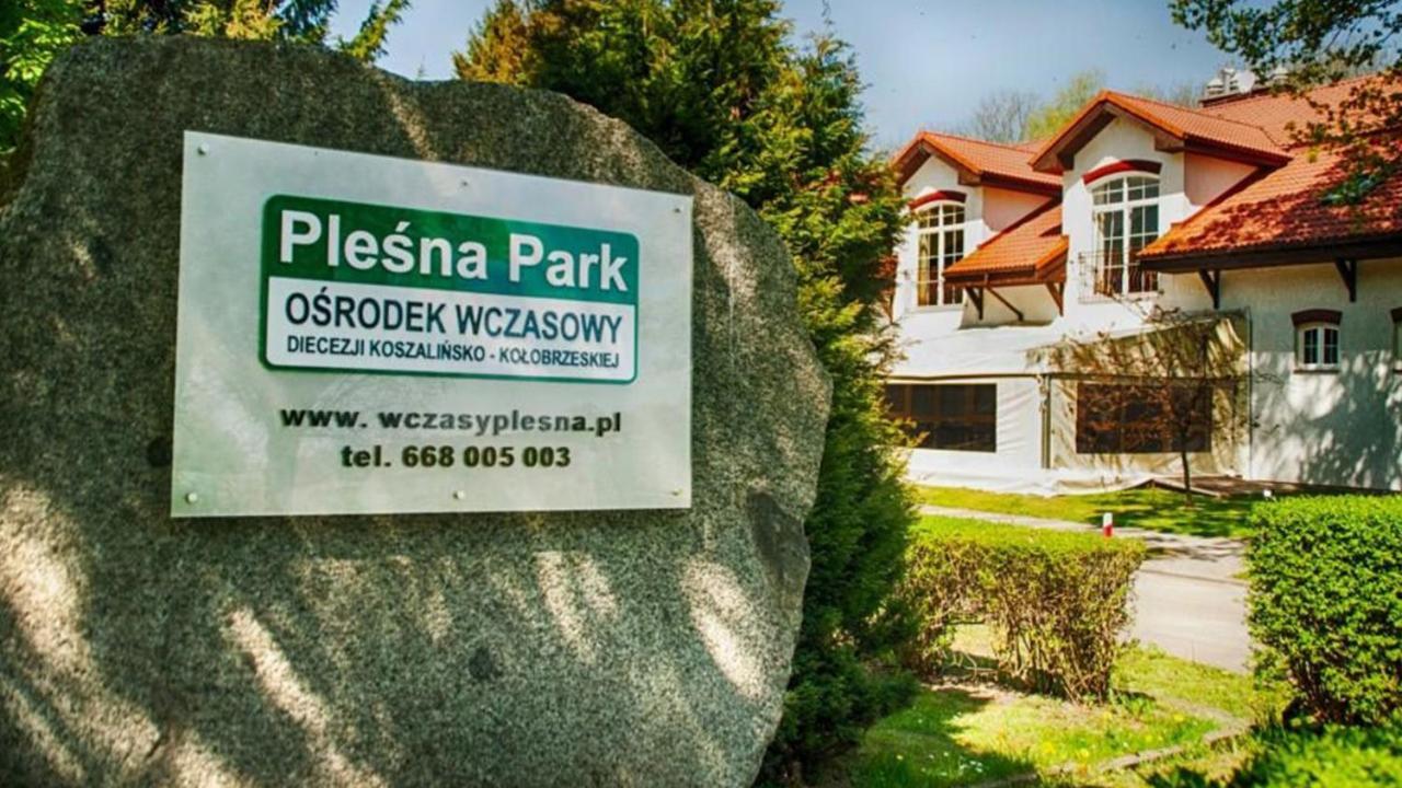 Plesna Park Hotel Exterior photo